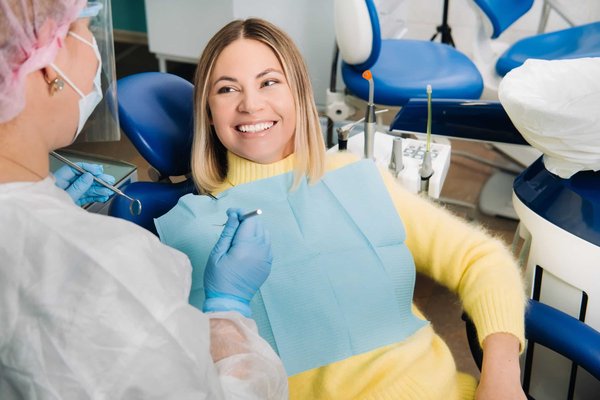 Trouver le meilleur dentiste à Brossard : conseils et astuces